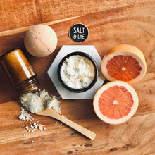 Load image into Gallery viewer, Grapefruit and Chamomile Bath Salts